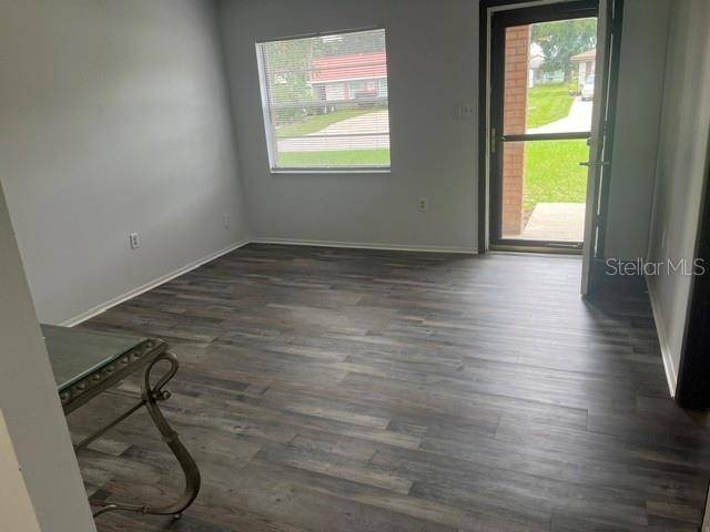 418 E HILLCREST AVE, Lake Wales, FL 33853