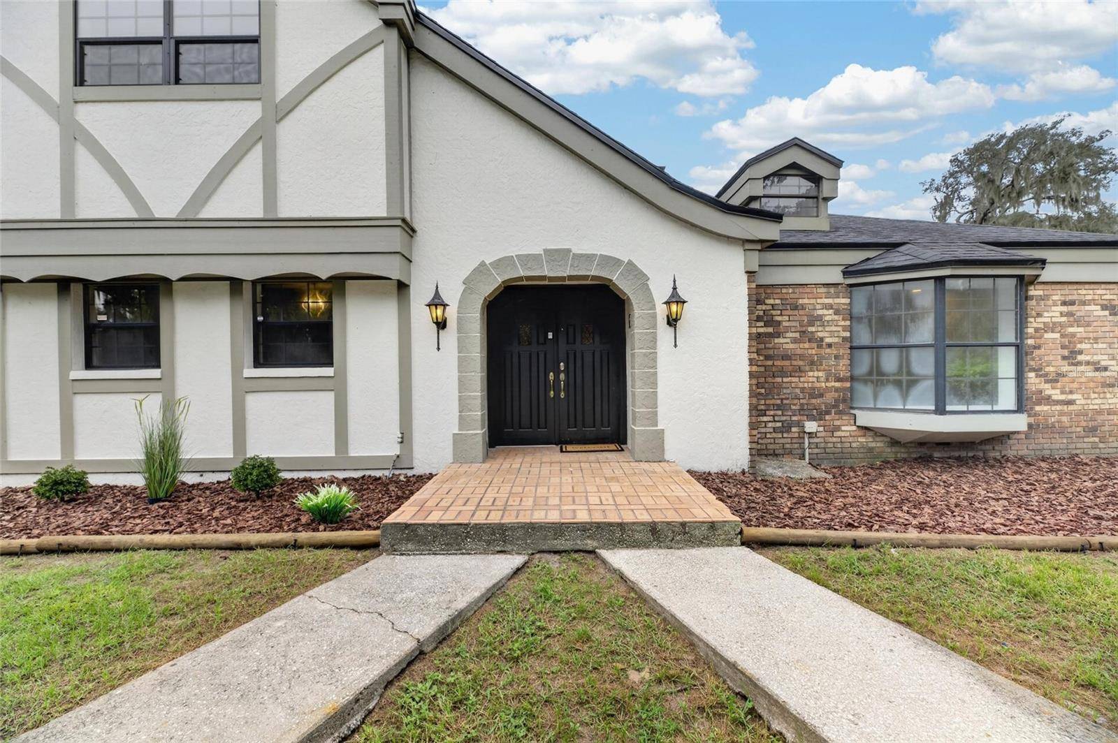 12603 LAKE HILLS DR, Riverview, FL 33569