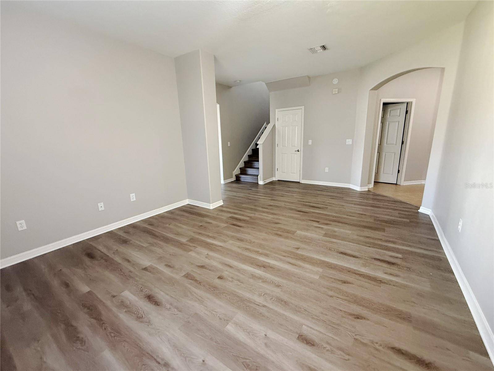 10239 NEWMINSTER LOOP, Ruskin, FL 33573