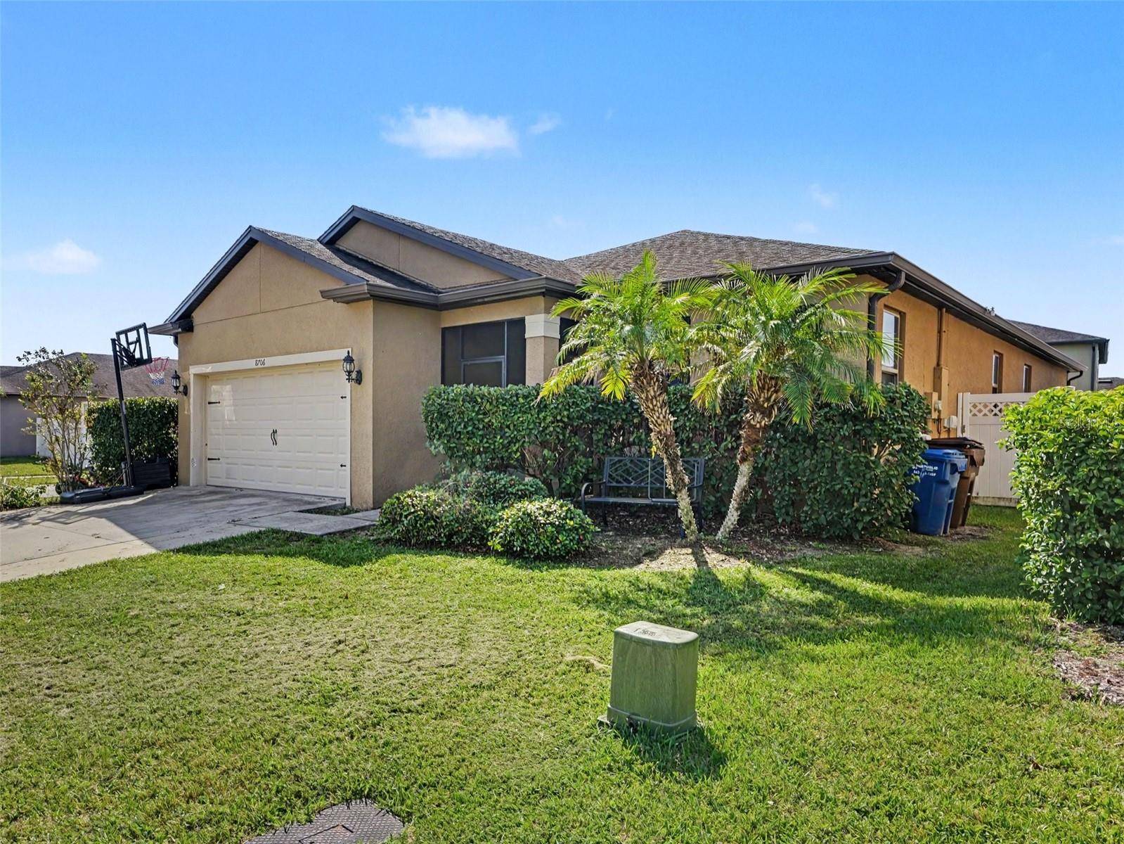 8706 HINSDALE HEIGHTS DR, Polk City, FL 33868