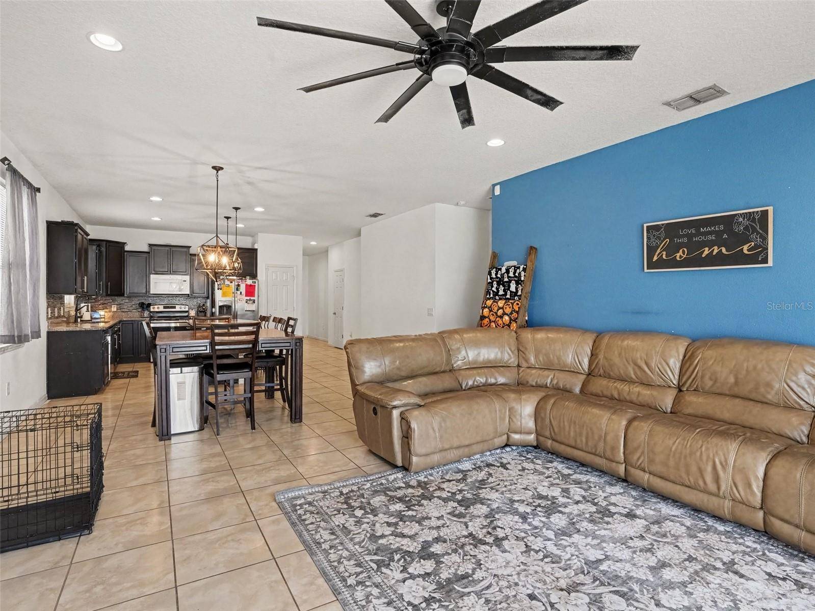 8706 HINSDALE HEIGHTS DR, Polk City, FL 33868