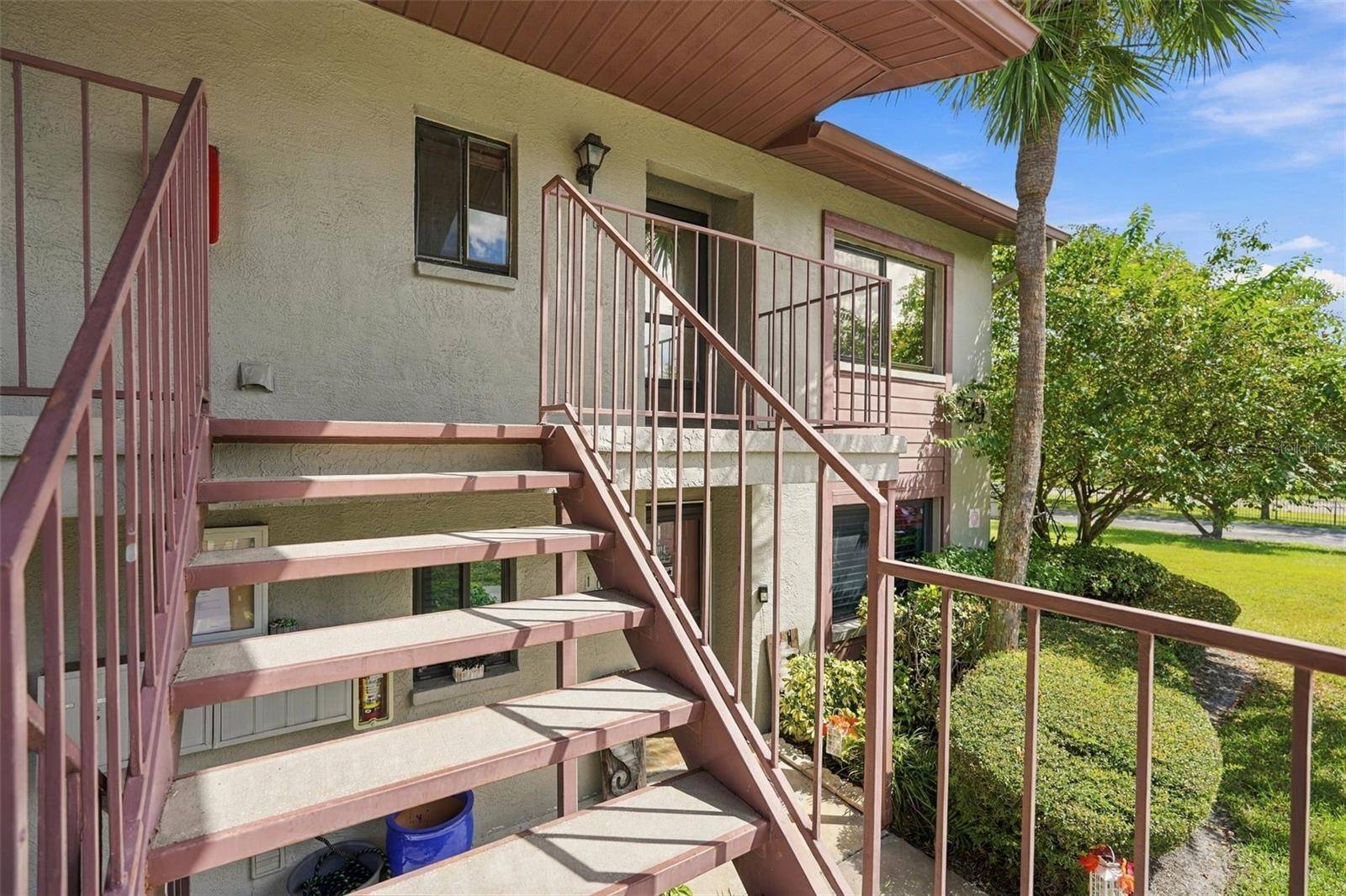 729 83RD AVE N #204, St Petersburg, FL 33702