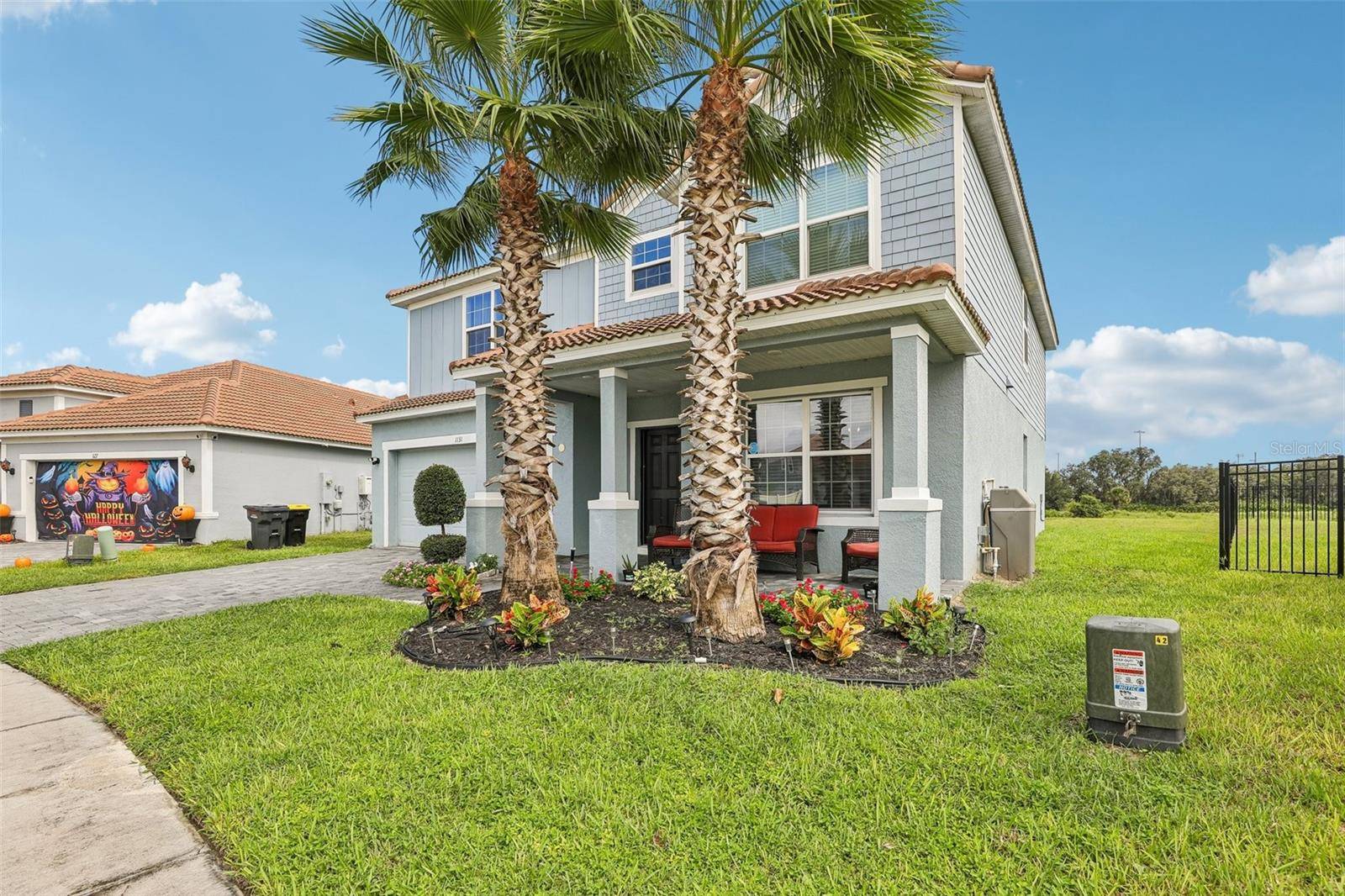1131 OAK BLUFF DR, Davenport, FL 33837