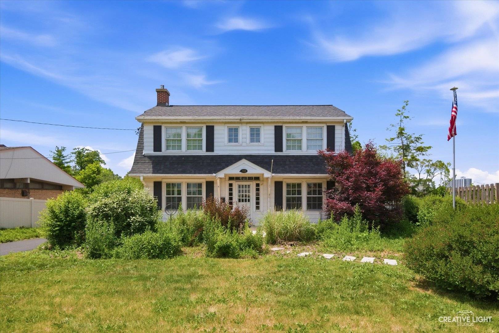 718 S Naperville RD, Wheaton, IL 60189