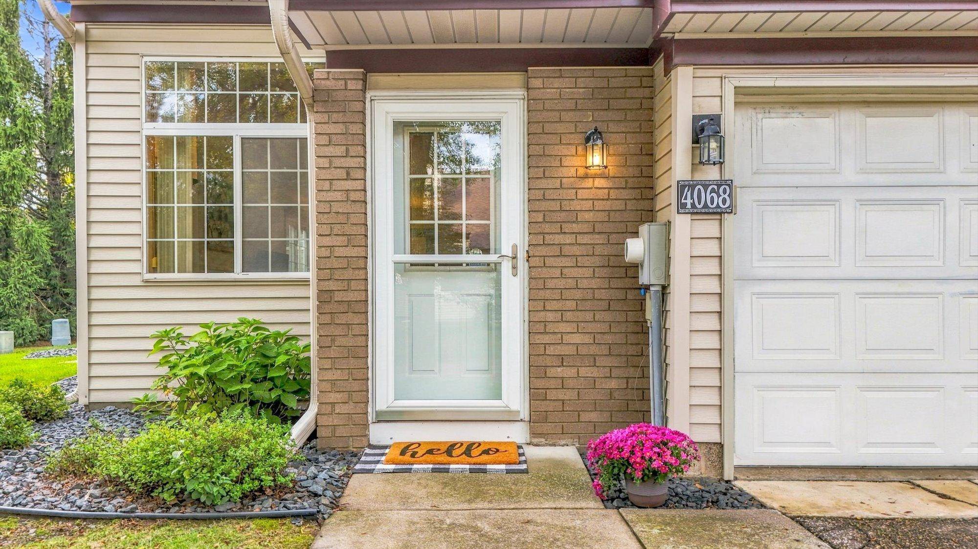 4068 Wilshire CIR #43, Shoreview, MN 55126