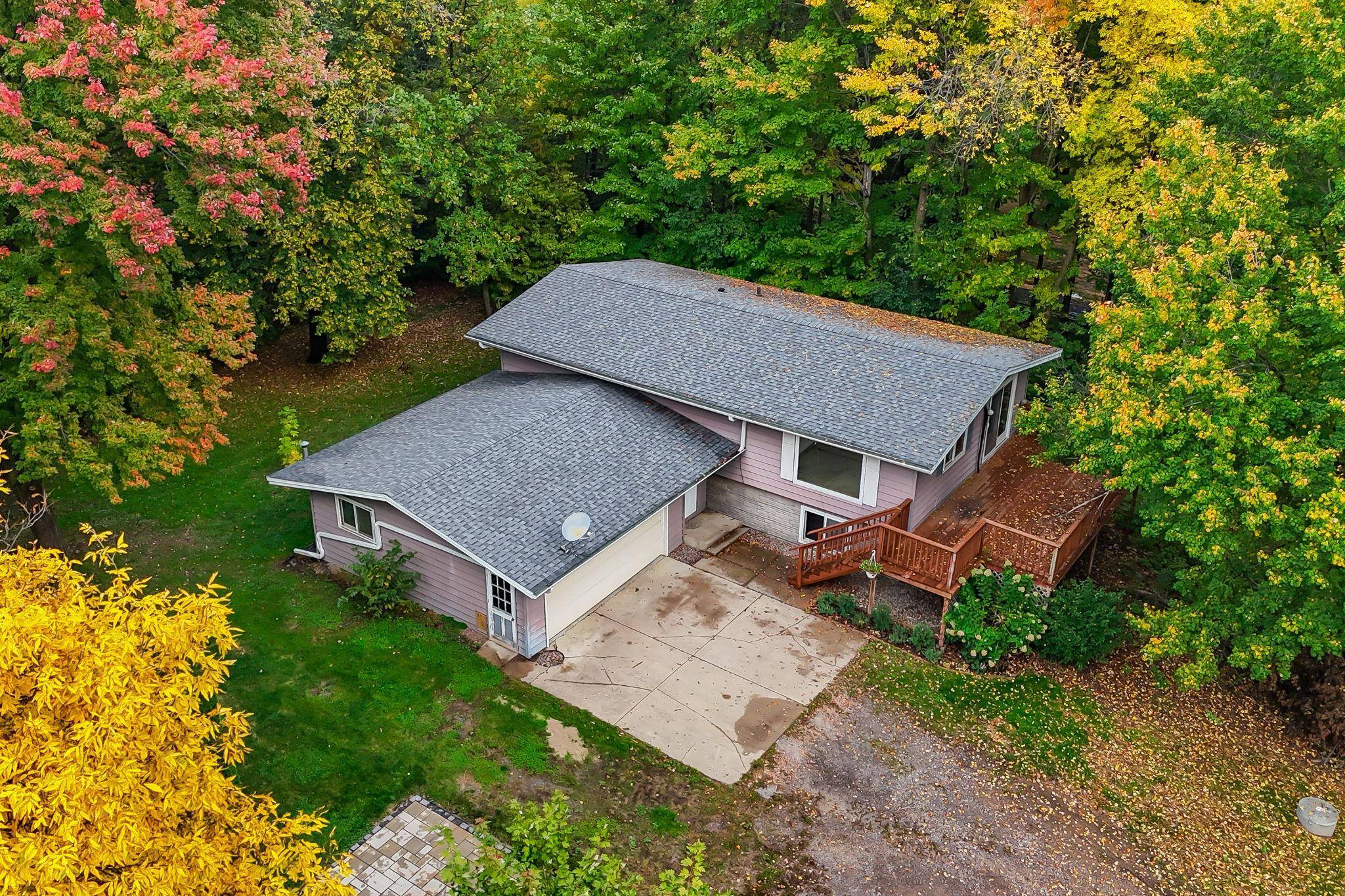 1130 Birchwood LN, Amery, WI 54001