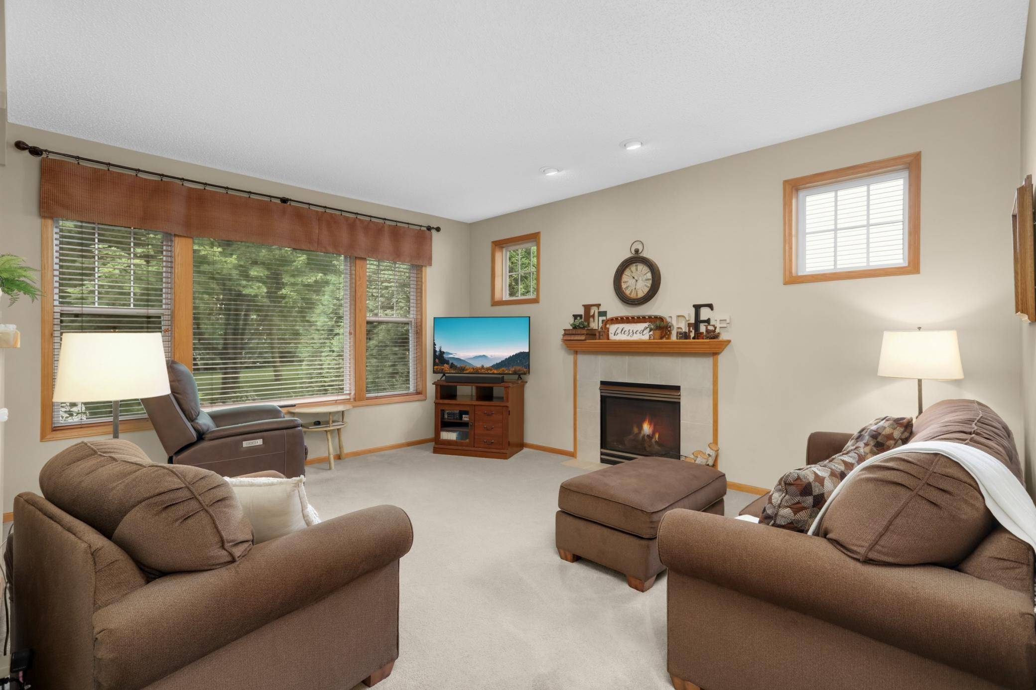 1311 Timber LN, Buffalo, MN 55313