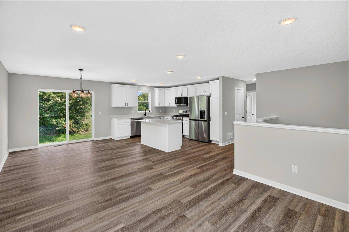 37559 Greenway AVE, North Branch, MN 55056