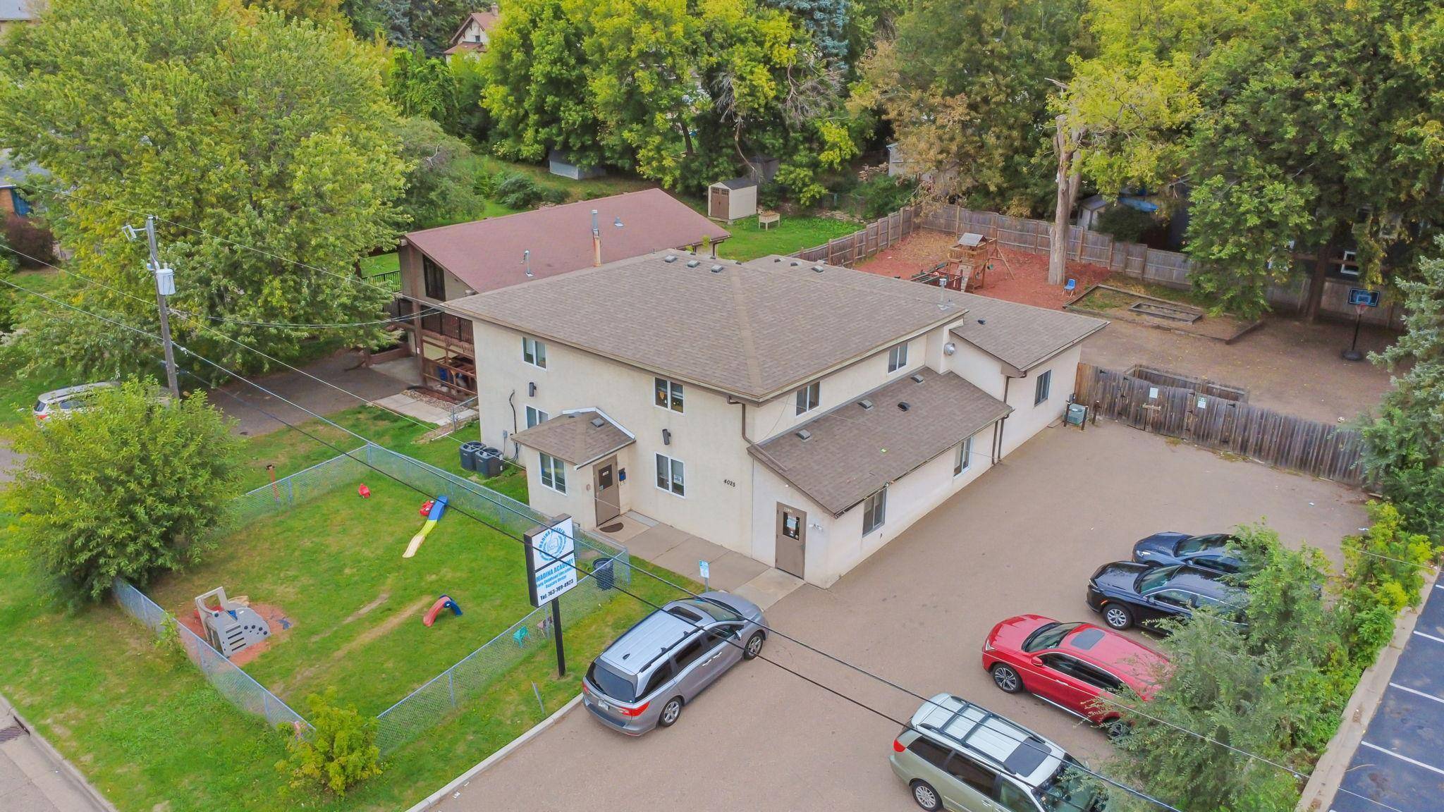 4025 University AVE NE, Columbia Heights, MN 55421