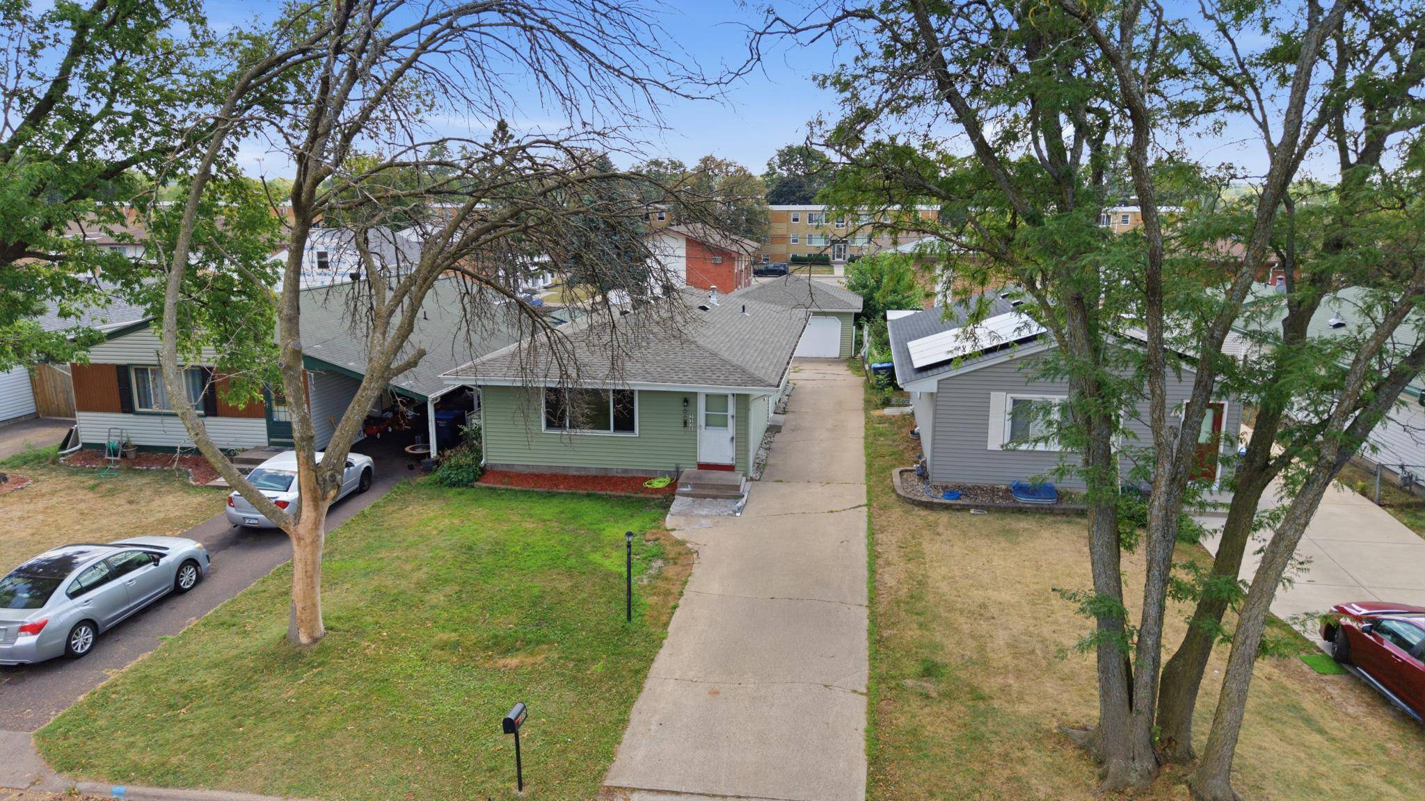 2336 12th AVE E, North Saint Paul, MN 55109
