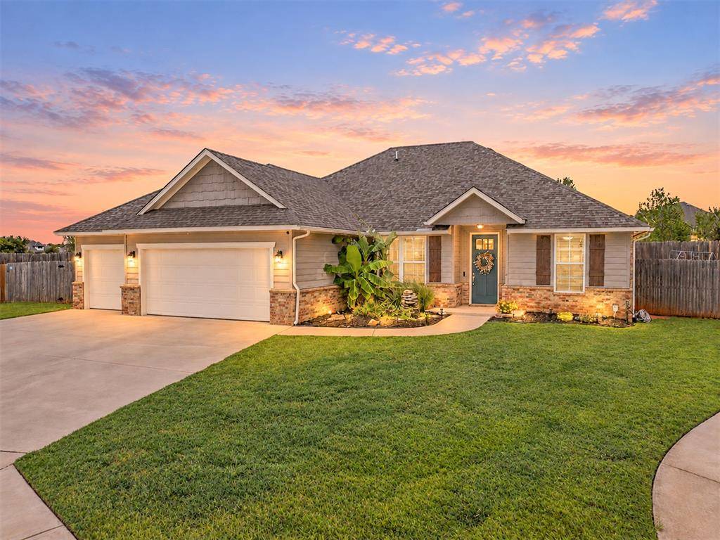 1334 Ladera CIR, Moore, OK 73160