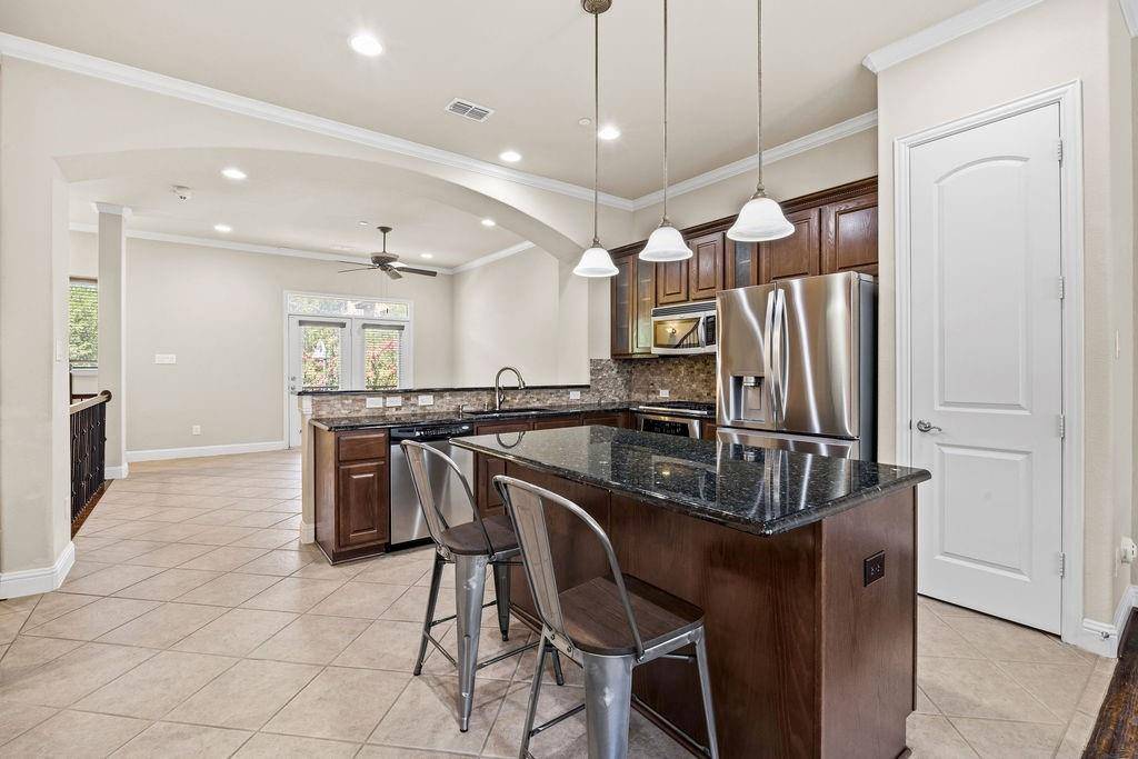 5736 Robbie Road, Plano, TX 75024