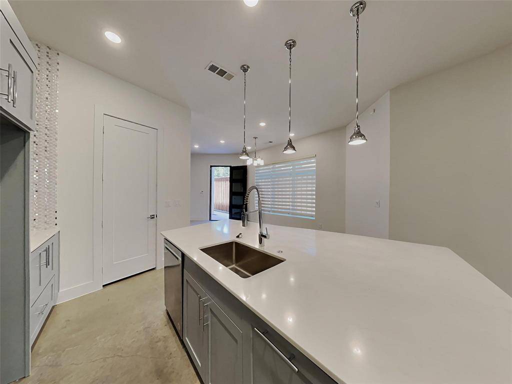 2343 Vagas Street #2343, Dallas, TX 75219