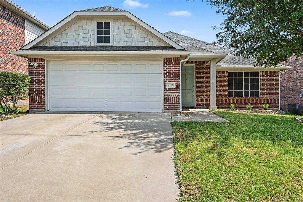 8108 Ruse Springs Lane, Fort Worth, TX 76131