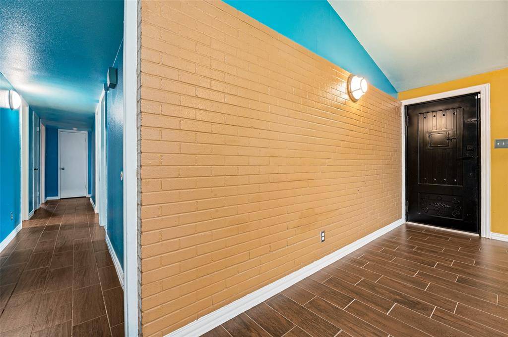 3259 Saint Croix Drive, Dallas, TX 75229