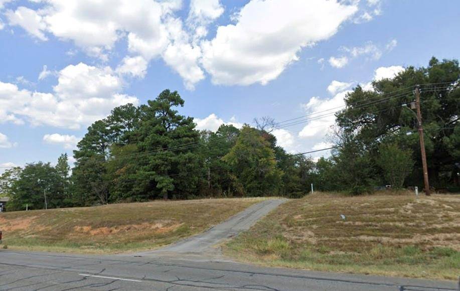 1912 S Main Street, Lindale, TX 75771