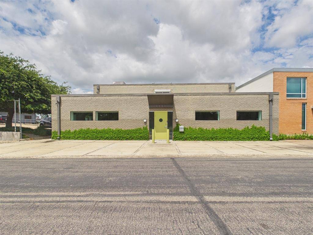 1111 Lagoon, Dallas, TX 75207