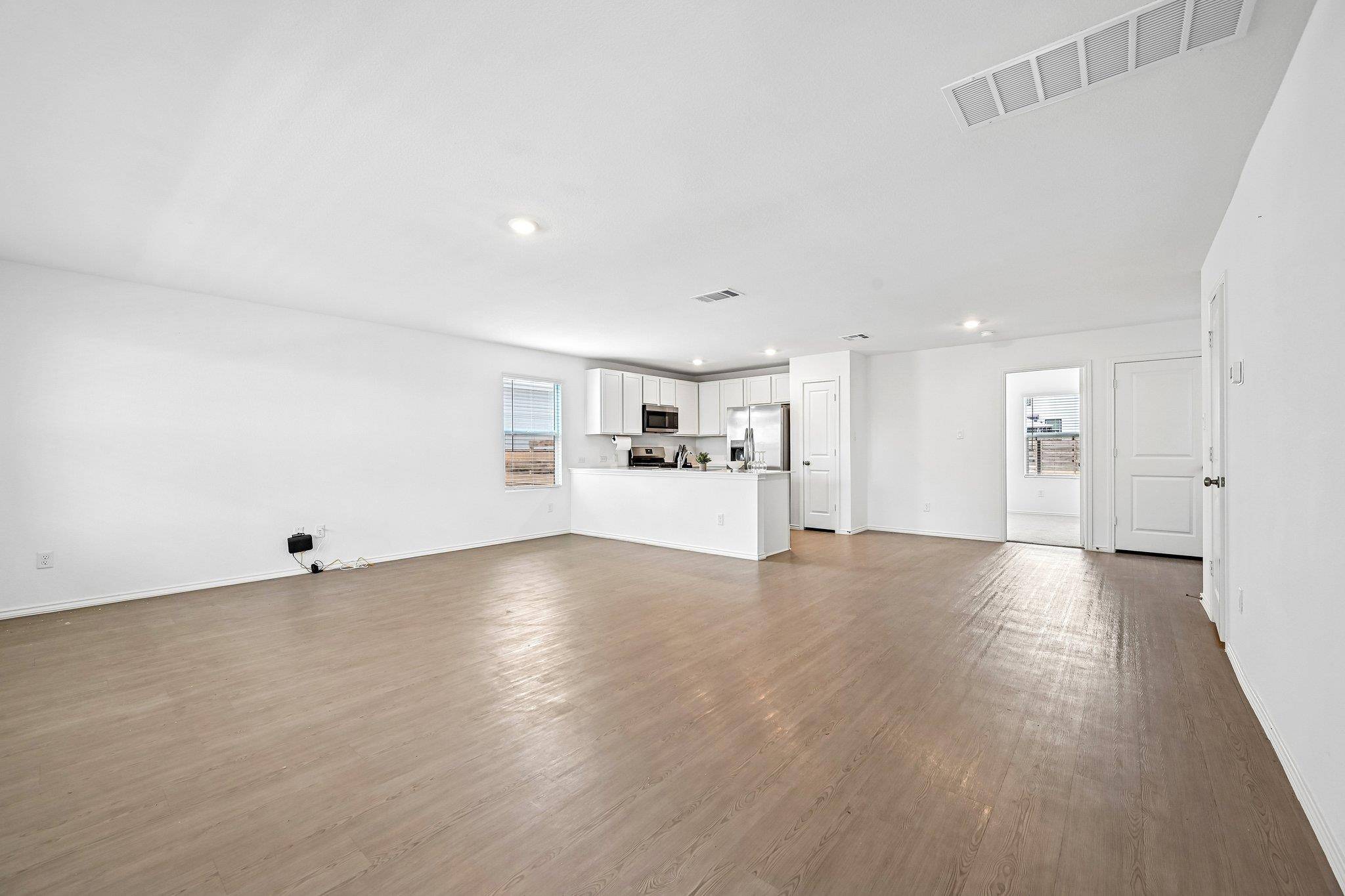 321 Keefer, Kyle, TX 78640