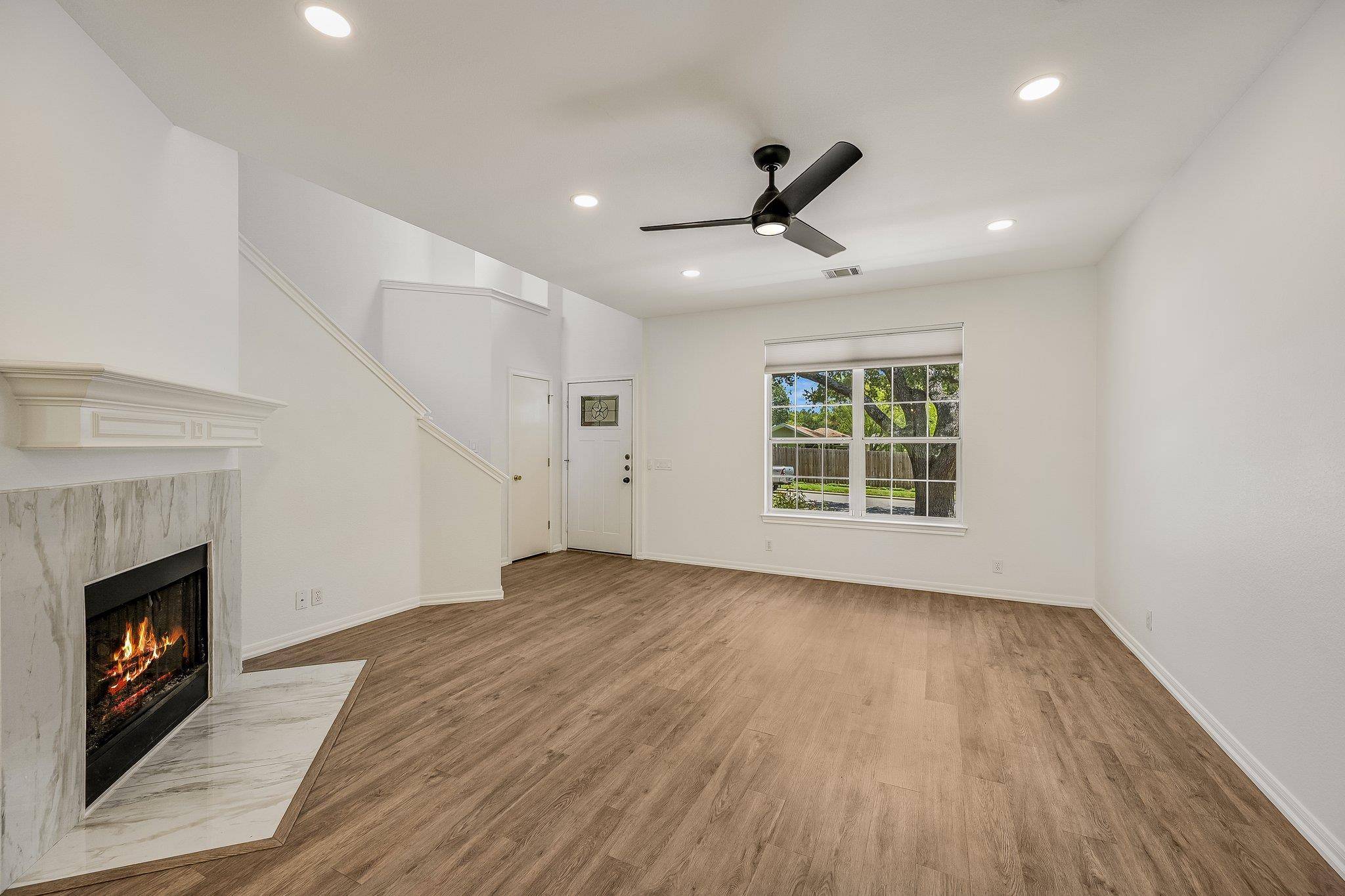 537 Roseberry ST, Buda, TX 78610