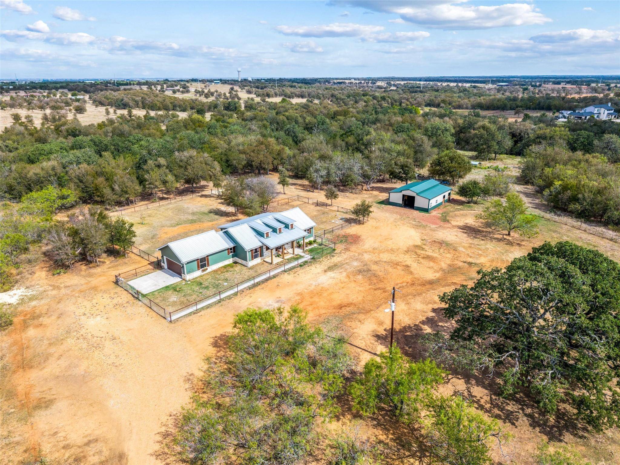 301 County Road 491 RD, Elgin, TX 78621