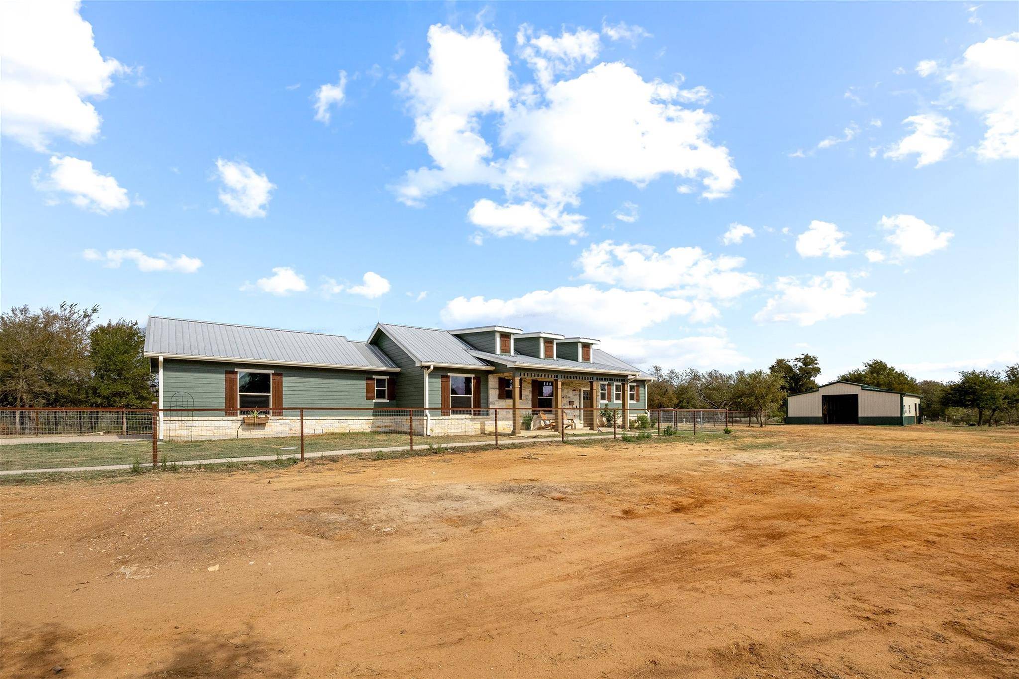 301 County Road 491 RD, Elgin, TX 78621
