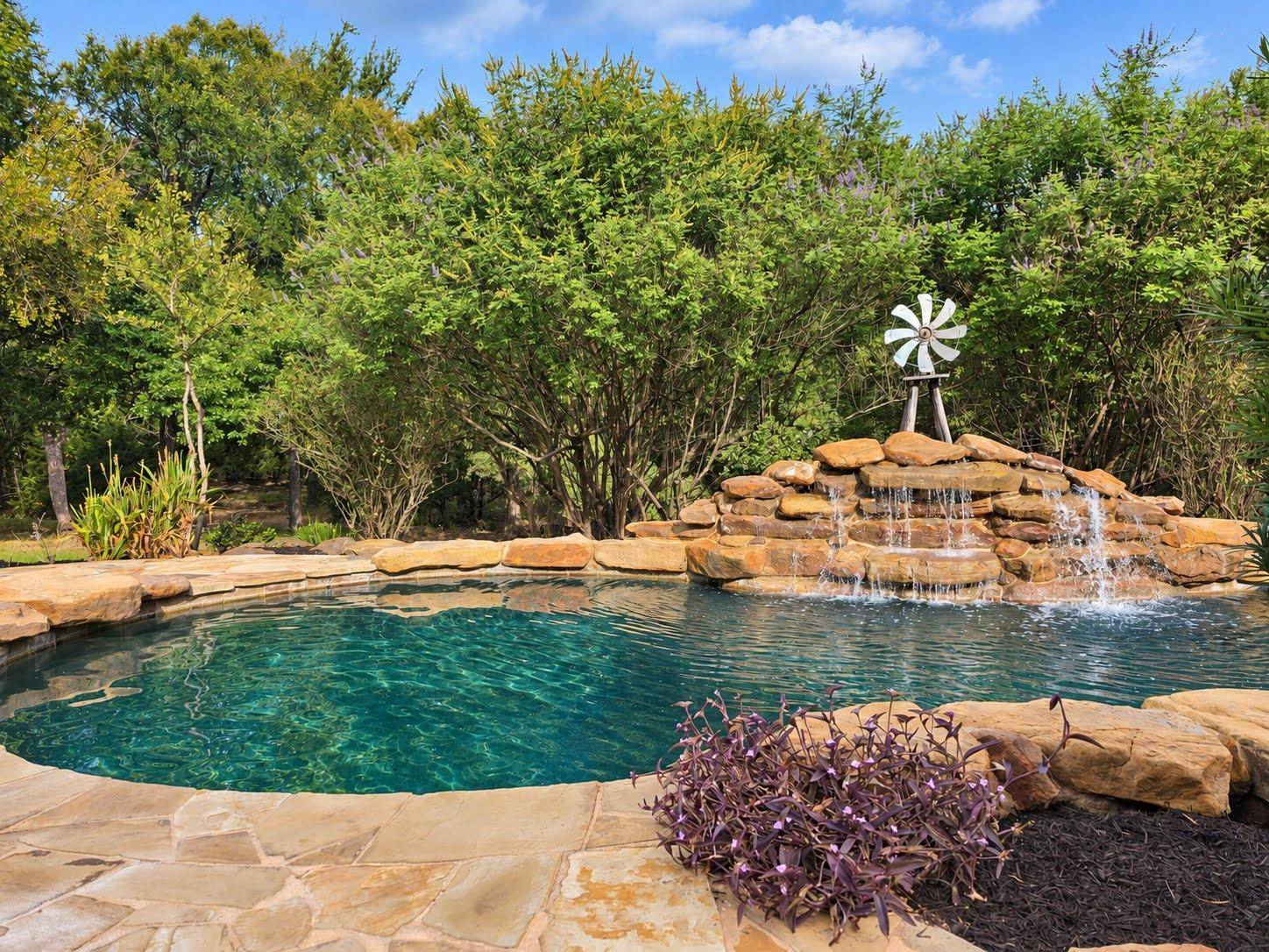 158 High River Ranch DR, Liberty Hill, TX 78642