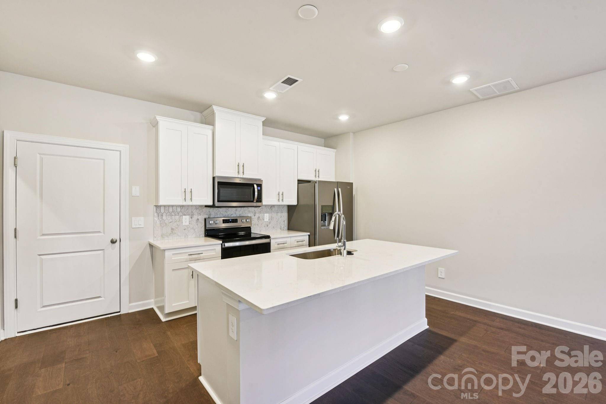 109 Ciara PL #E, Mooresville, NC 28117