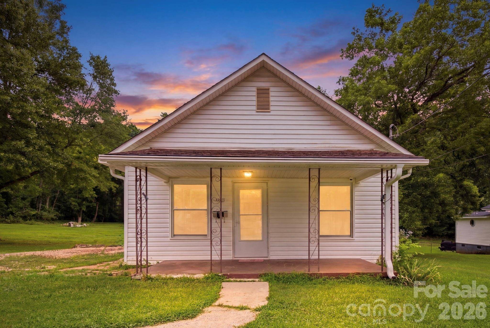 403 Faulkner ST, Clover, SC 29710
