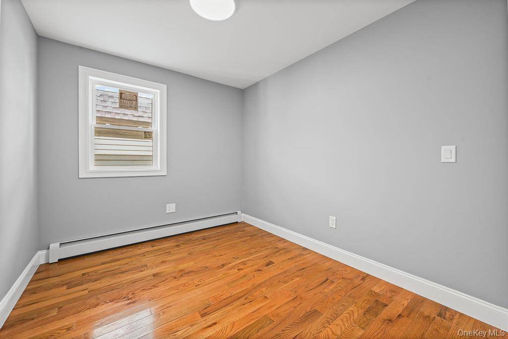 18821 118th AVE #1st fl, Saint Albans, NY 11412