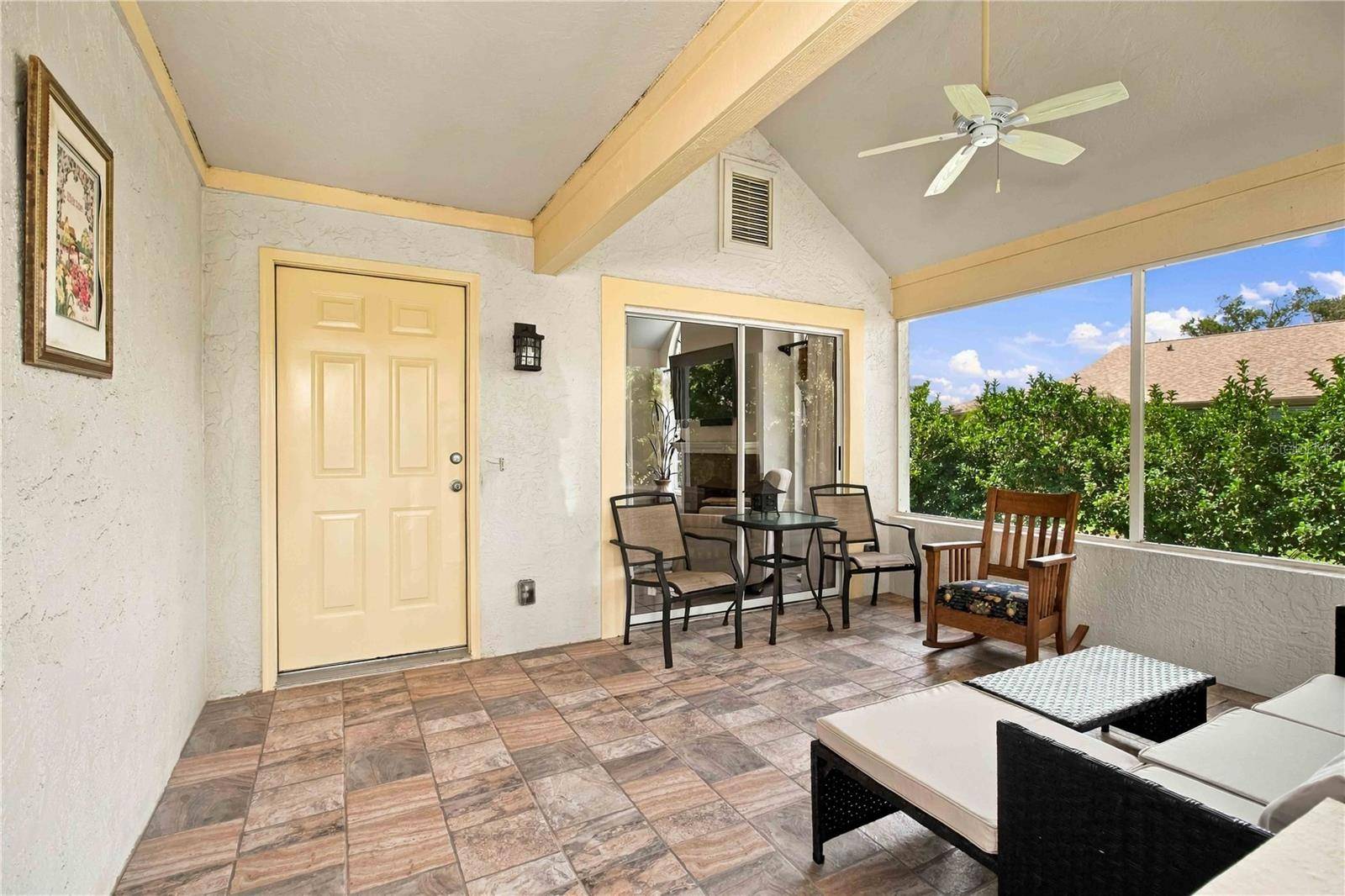 4536 WHIRLAWAY DR, Sarasota, FL 34233