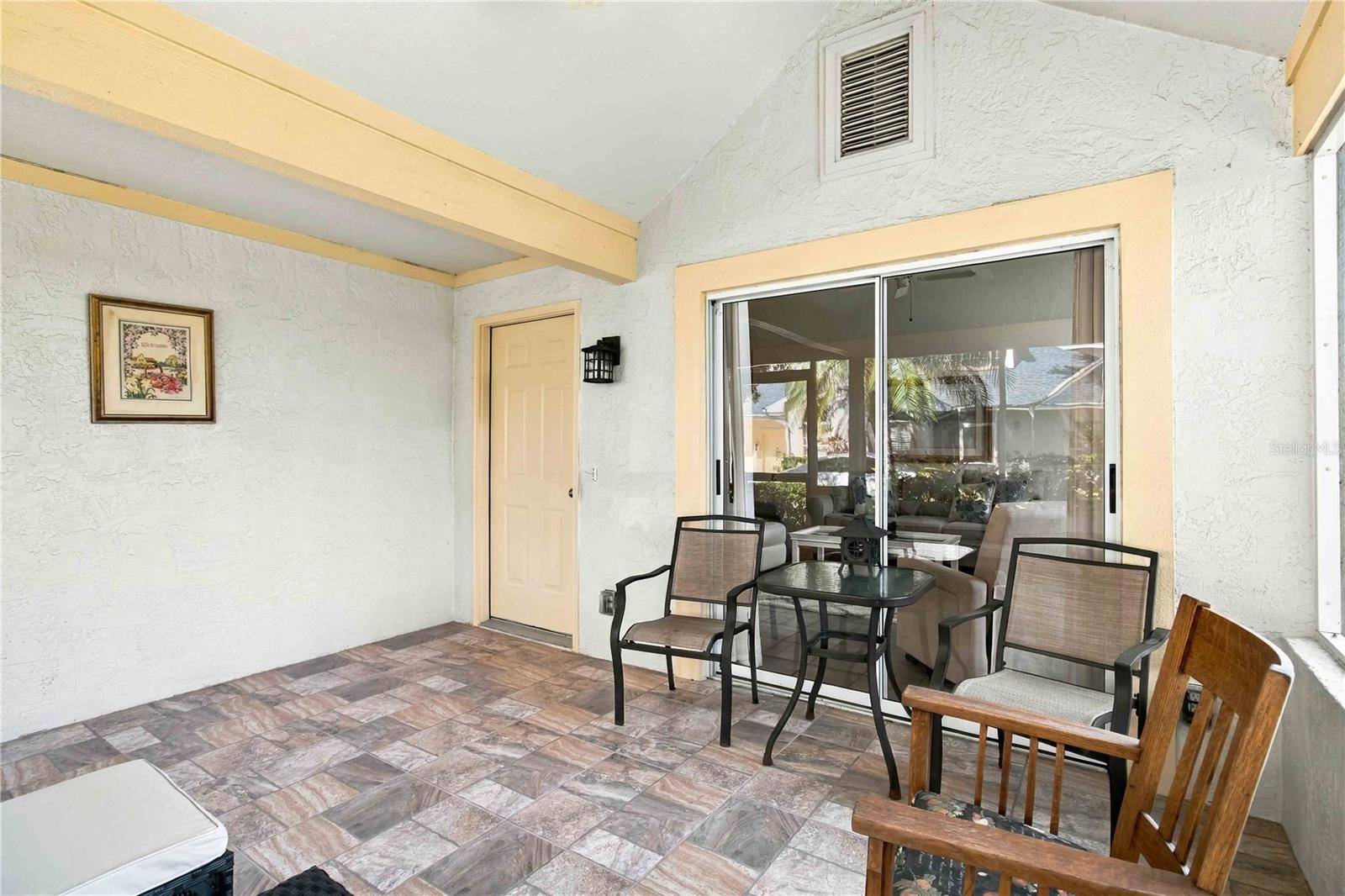 4536 WHIRLAWAY DR, Sarasota, FL 34233