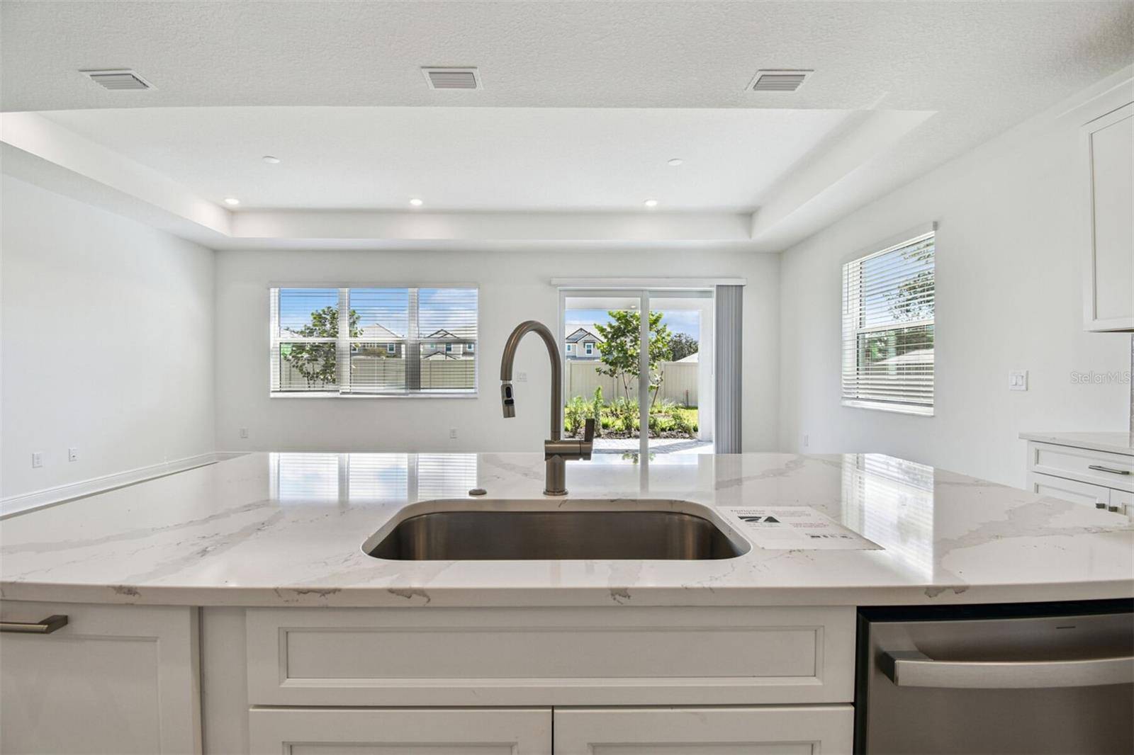 7575 SEAHAWK AVE, Sarasota, FL 34241