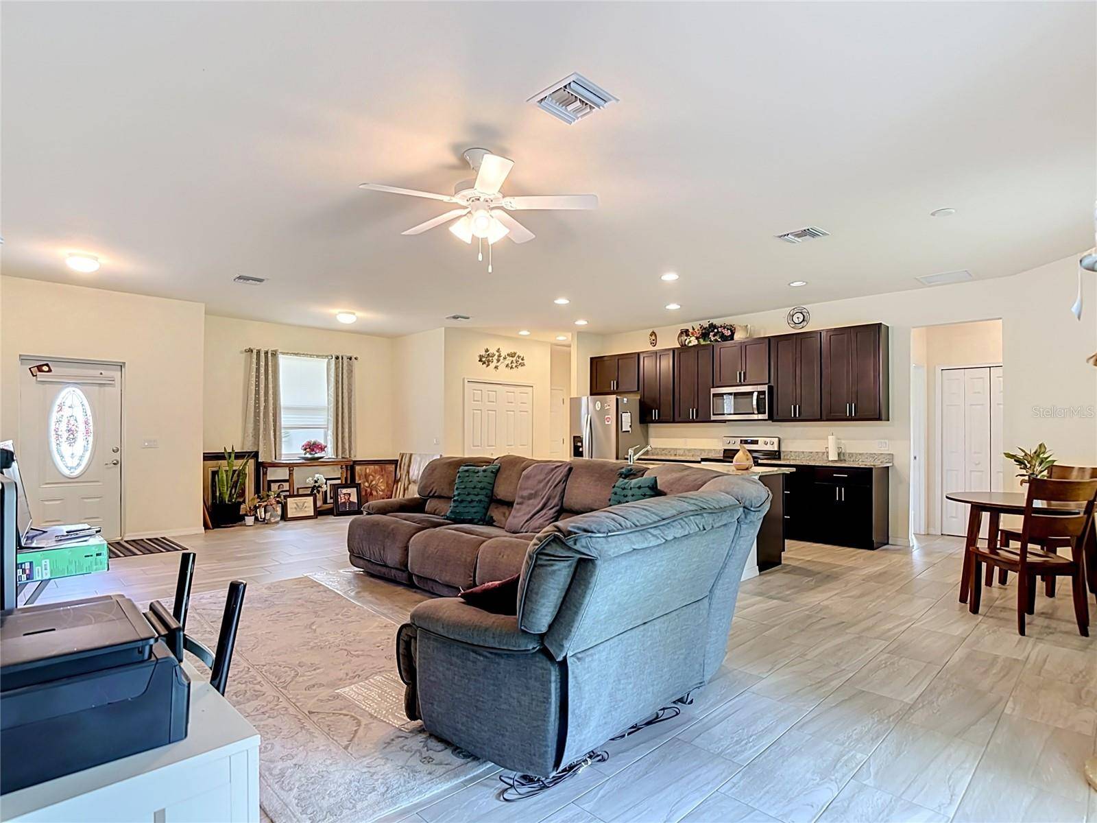 6027 ACORN CIR, Labelle, FL 33935