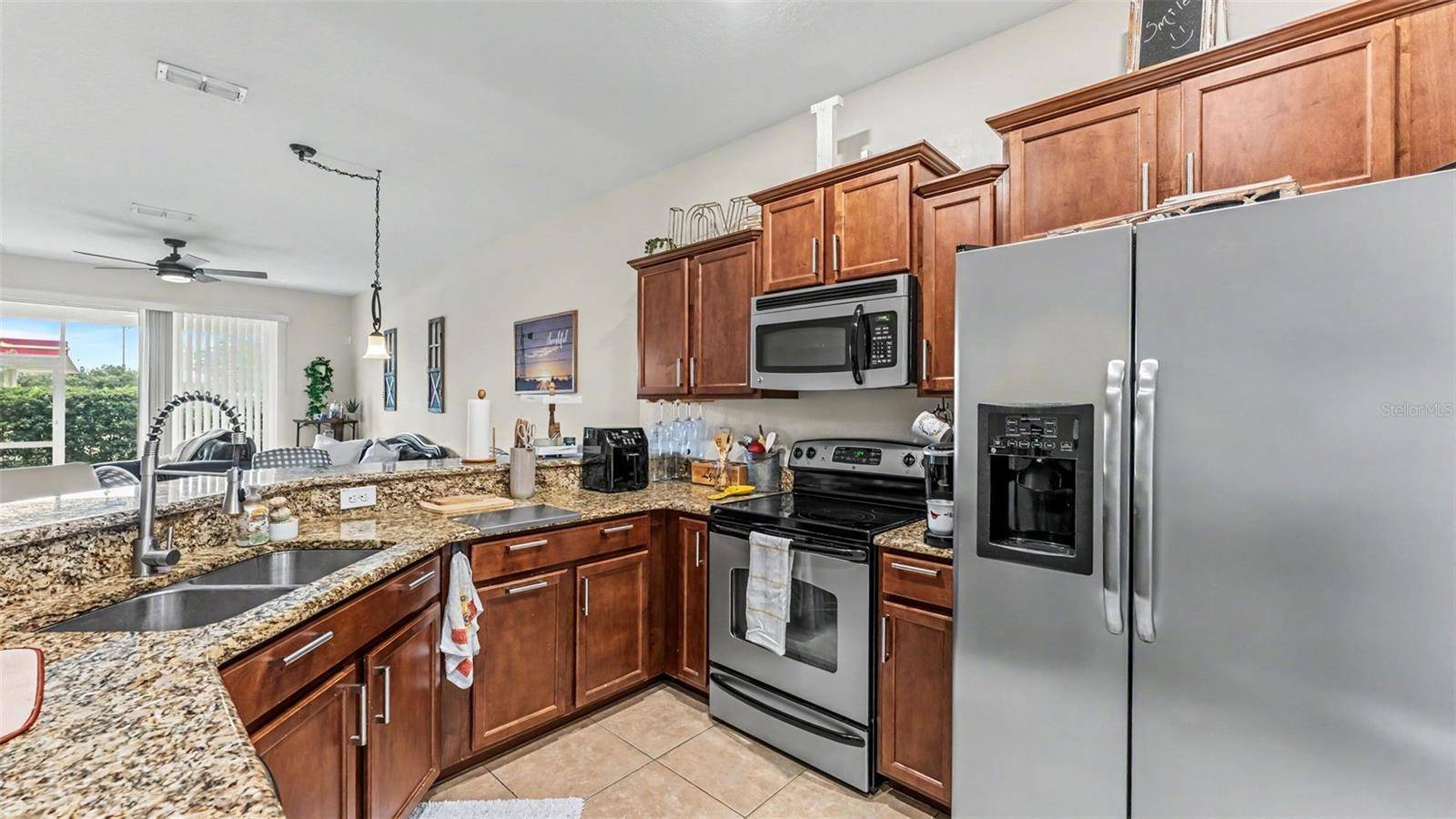 4275 WINDING VINE DR, Lakeland, FL 33812