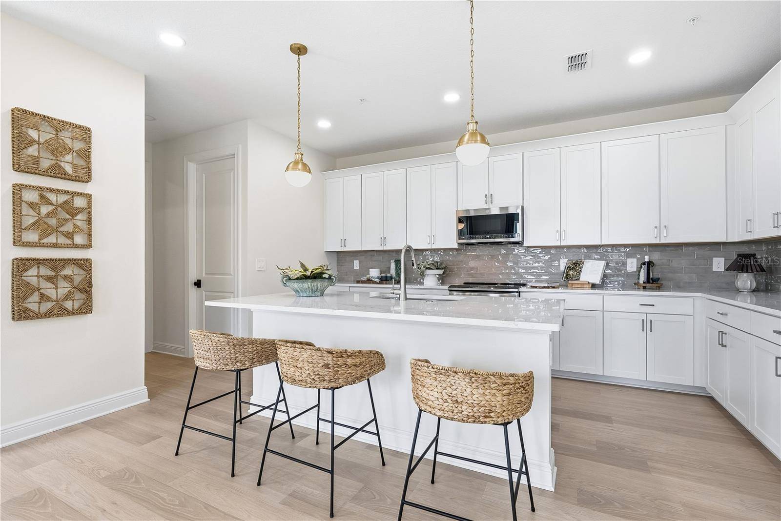 17900 BROADLEAF LOOP, Venice, FL 34293