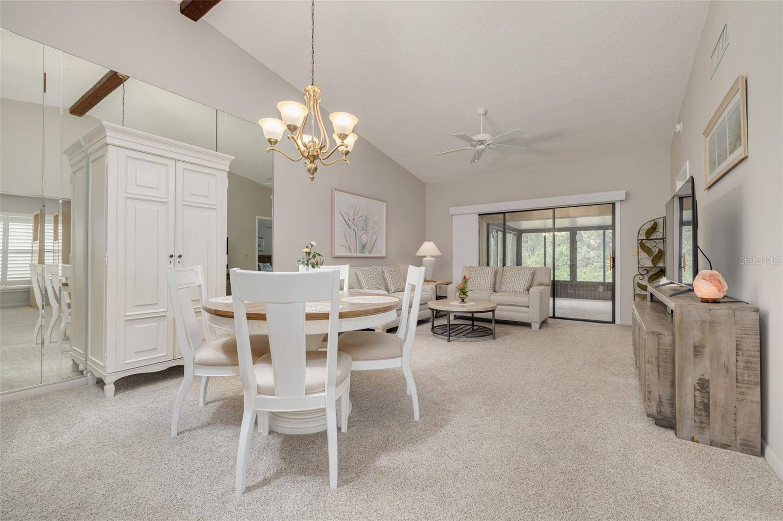 3185 CHARTER CLUB DR #B, Tarpon Springs, FL 34688