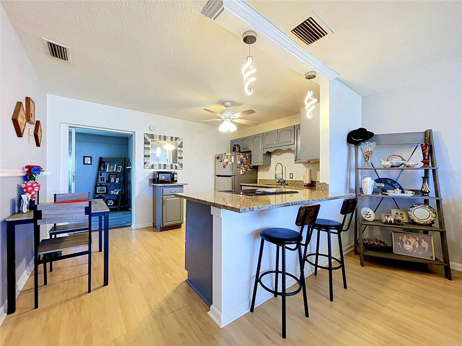 1520 BELLE GLADE AVE, Sun City Center, FL 33573