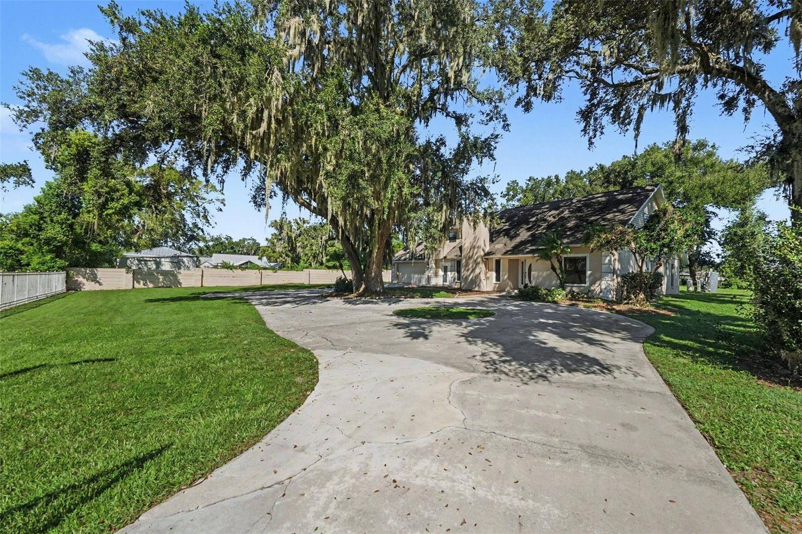 126 GOINS DR, Seffner, FL 33584