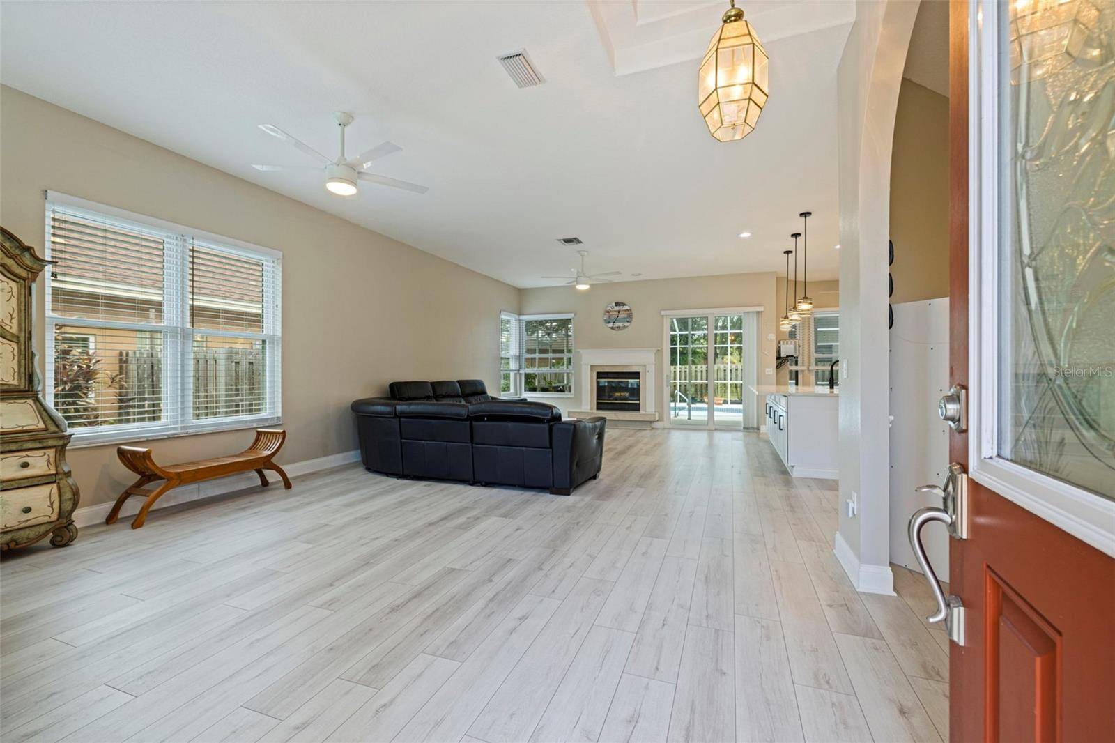903 WHIPPOORWILL DR, Palm Harbor, FL 34683