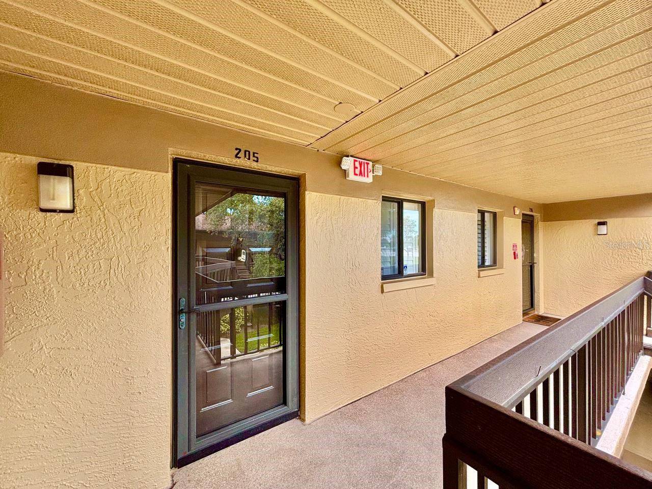 2661 SABAL SPRINGS CIR #205, Clearwater, FL 33761