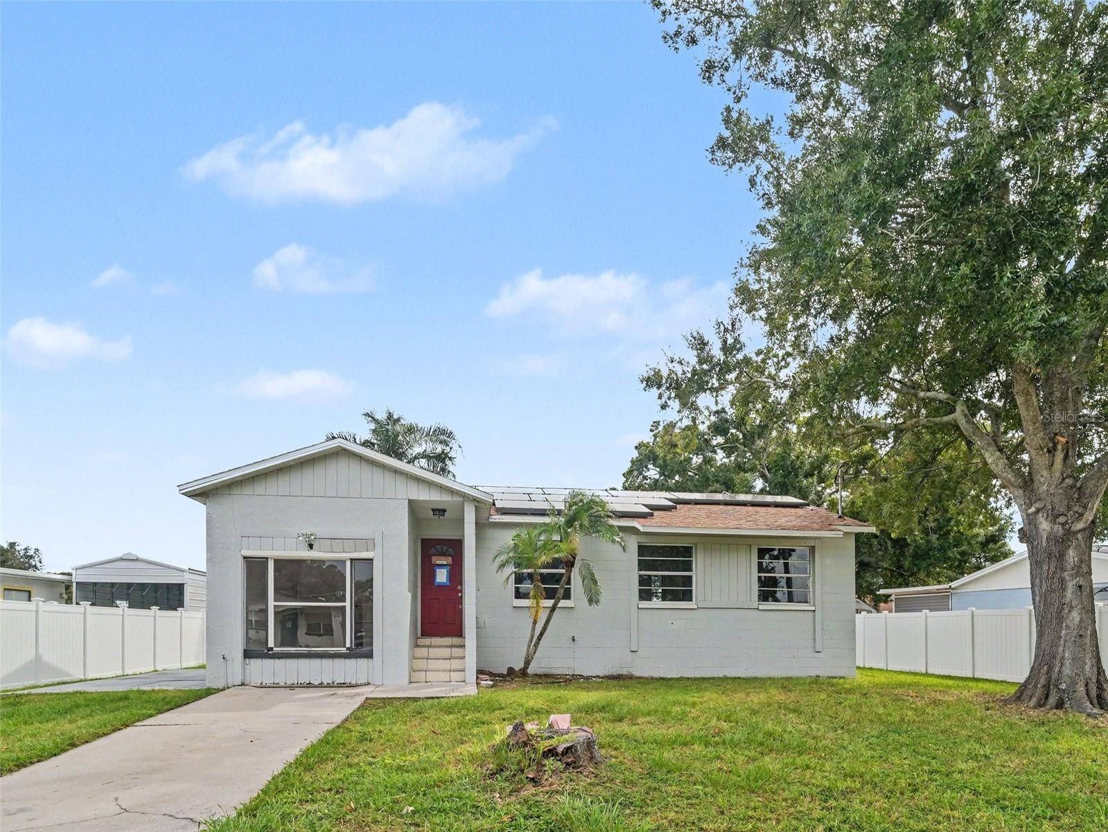 520 FAIRHOPE DR, Apollo Beach, FL 33572
