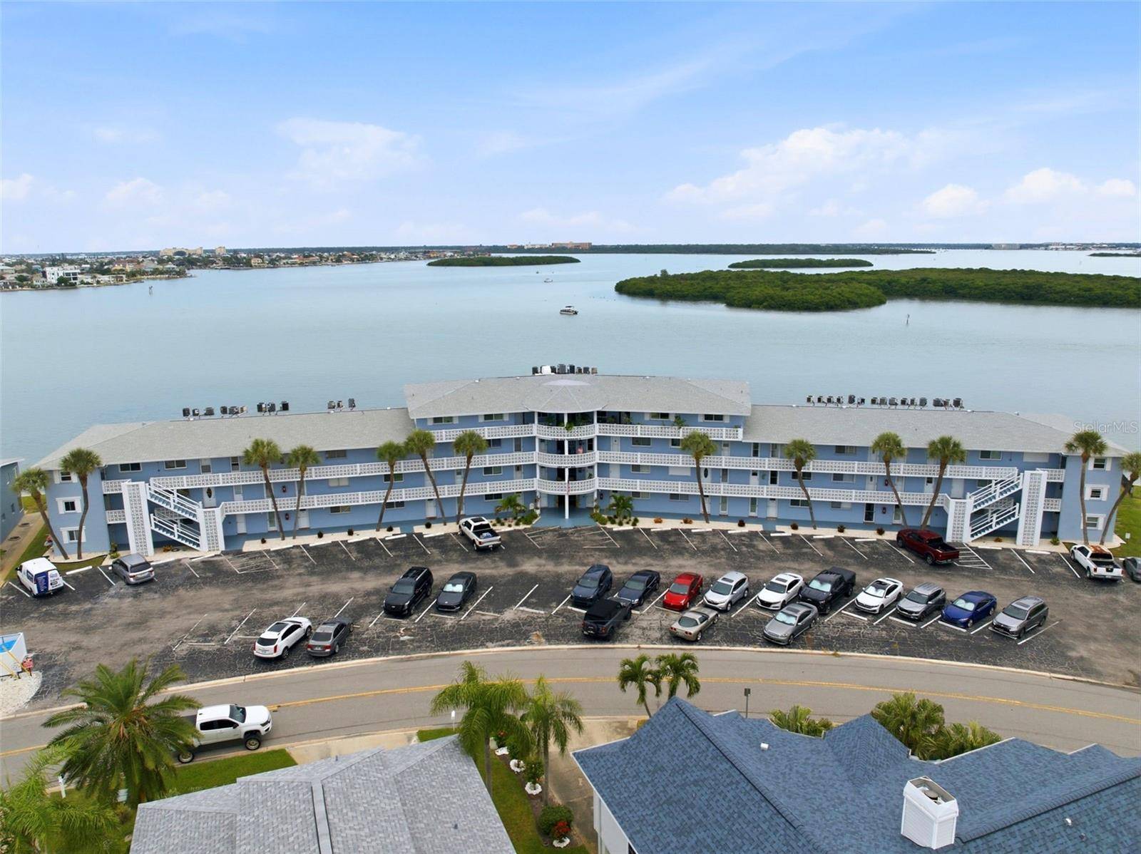 280 126TH AVE #104, Treasure Island, FL 33706