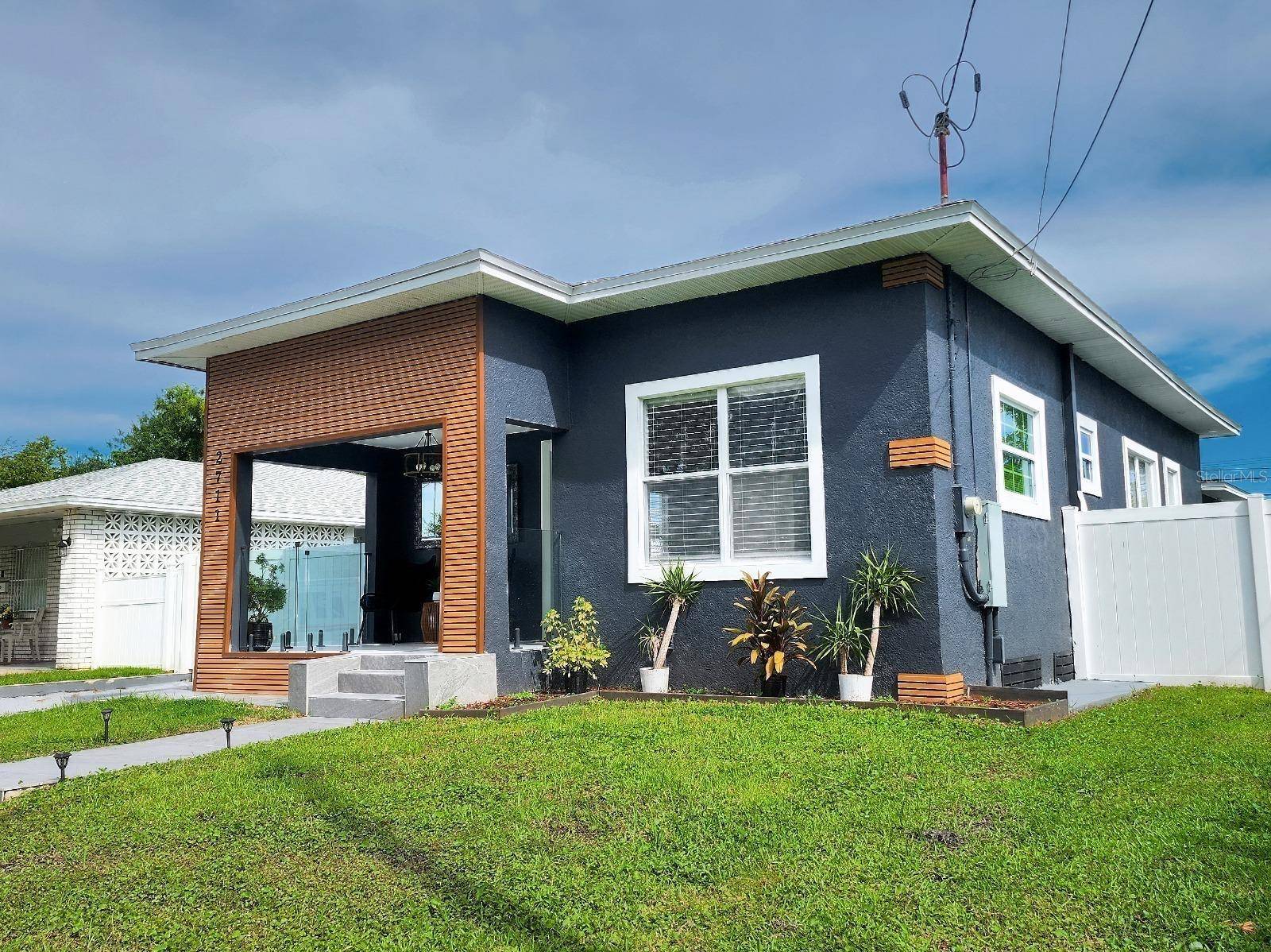 2711 W CORDELIA ST, Tampa, FL 33607