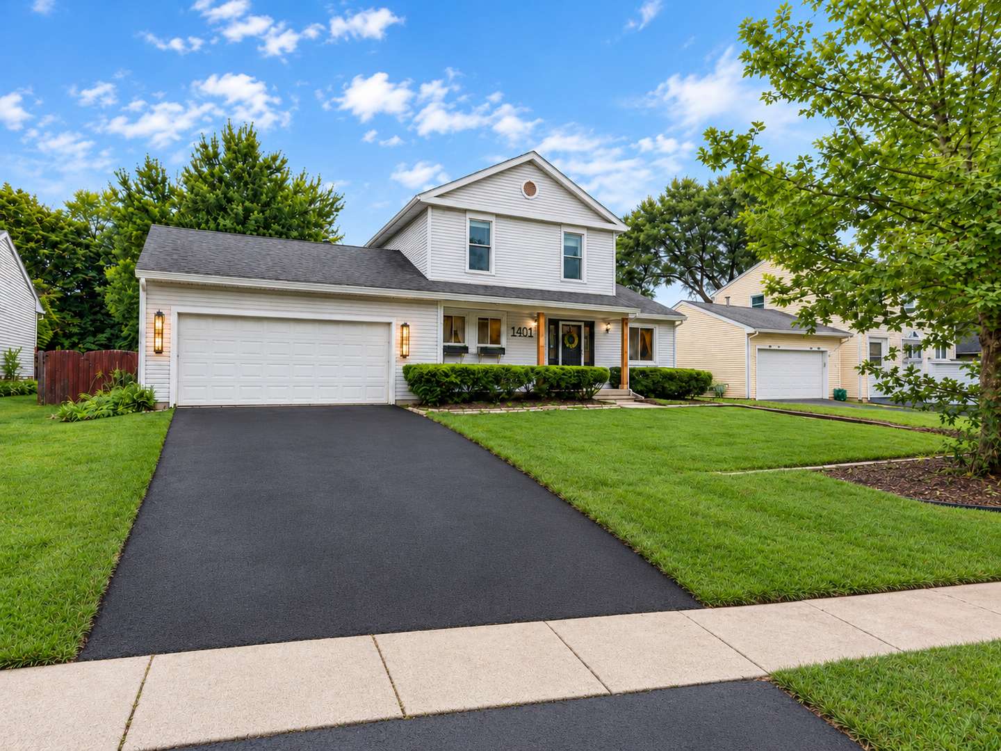 1401 Knoll DR, Naperville, IL 60565