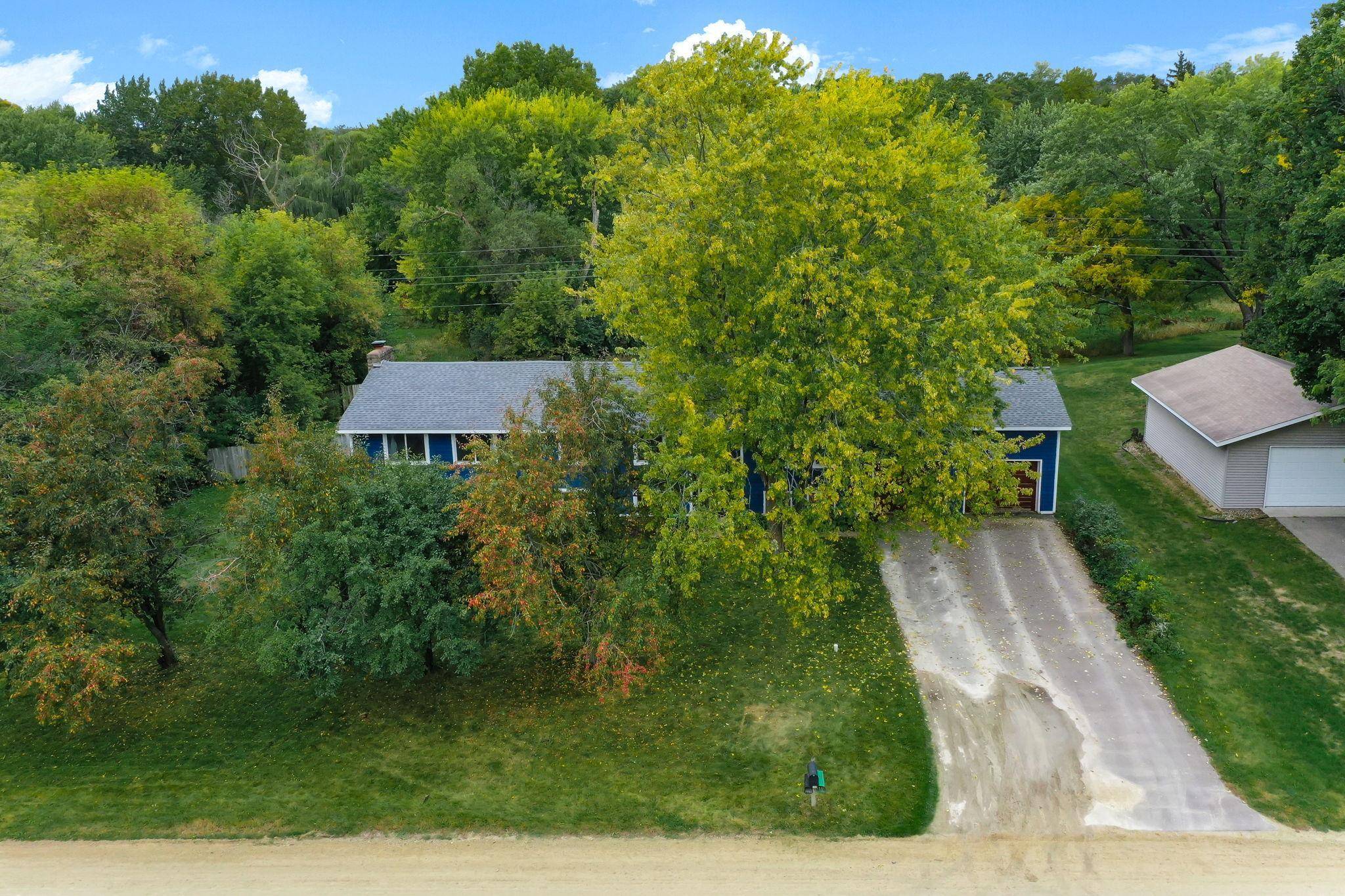 18423 Italy AVE, Lakeville, MN 55044