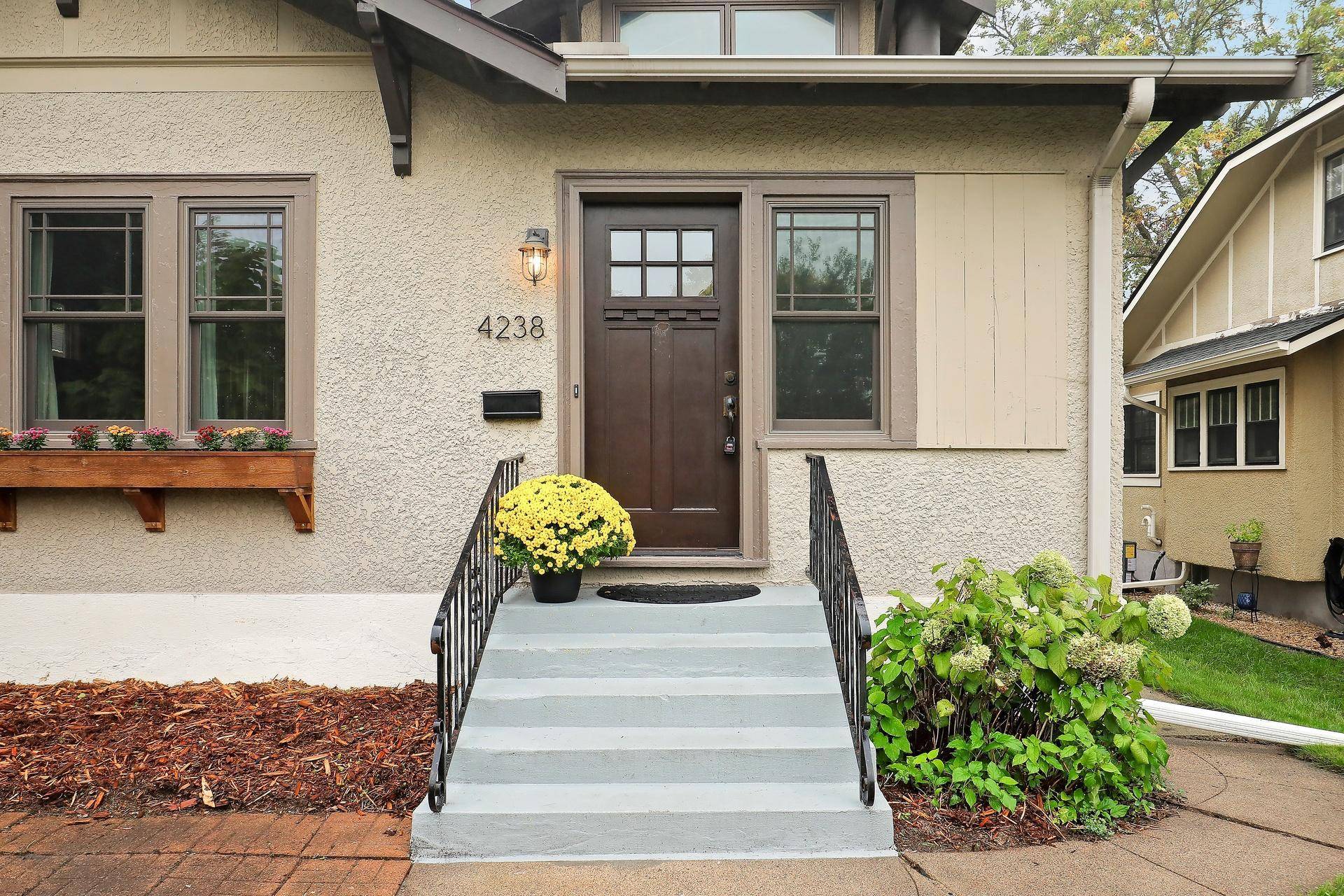 4238 Longfellow AVE, Minneapolis, MN 55407