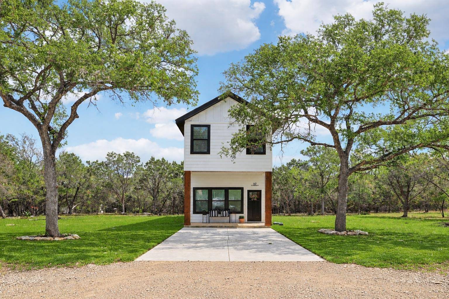 117 Golf Crest DR #C, Wimberley, TX 78676