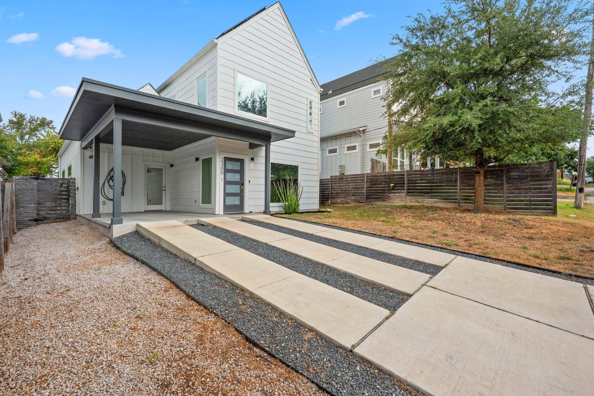 2300 E 10th ST #1, Austin, TX 78702