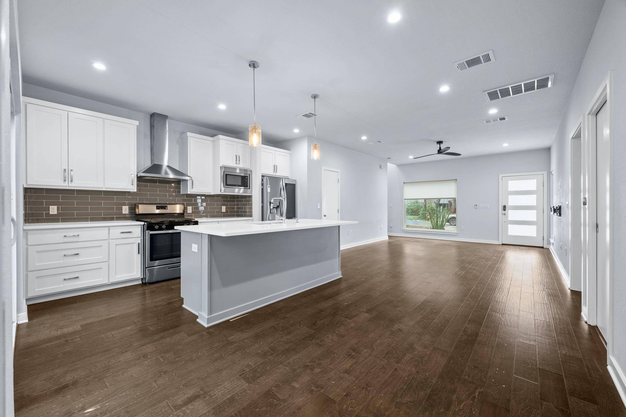 2300 E 10th ST #1, Austin, TX 78702