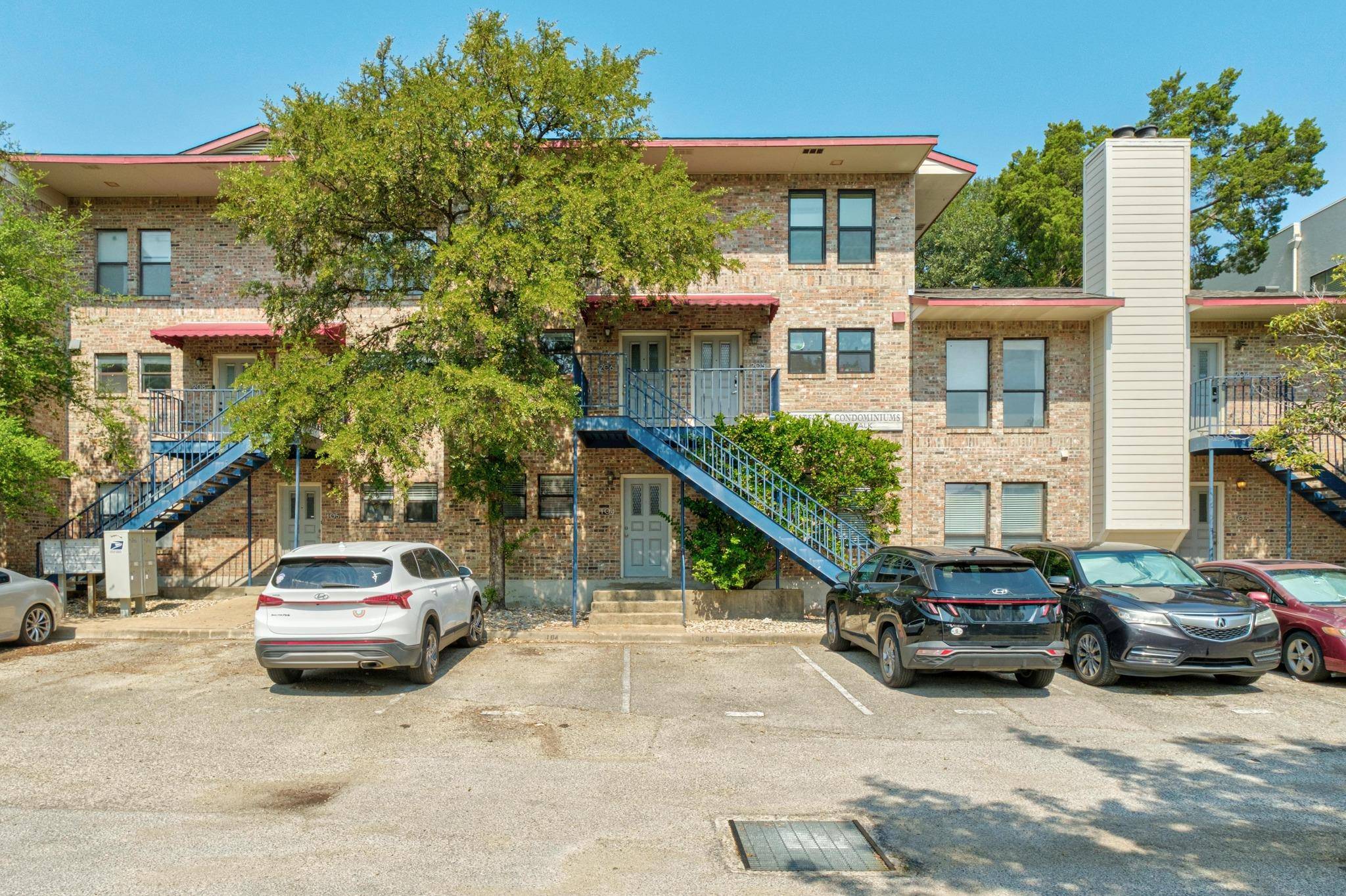 1404 Norwalk LN #206, Austin, TX 78703